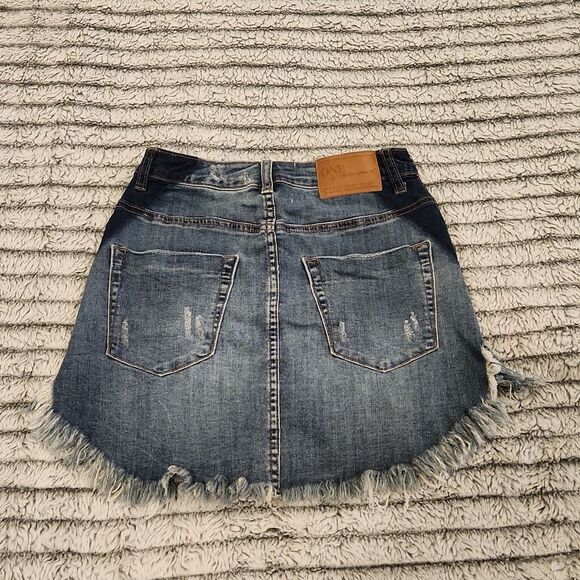 One teaspoon distressed superstar 2020 high waisted mini skirt size 23! - Picture 8 of 15